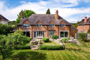 Rydon Court - Luxury family home with extensive views over Exeter Golf Course
